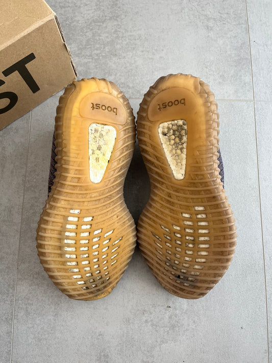 UK 4.5 - adidas Yeezy Boost 350 V2 Fade