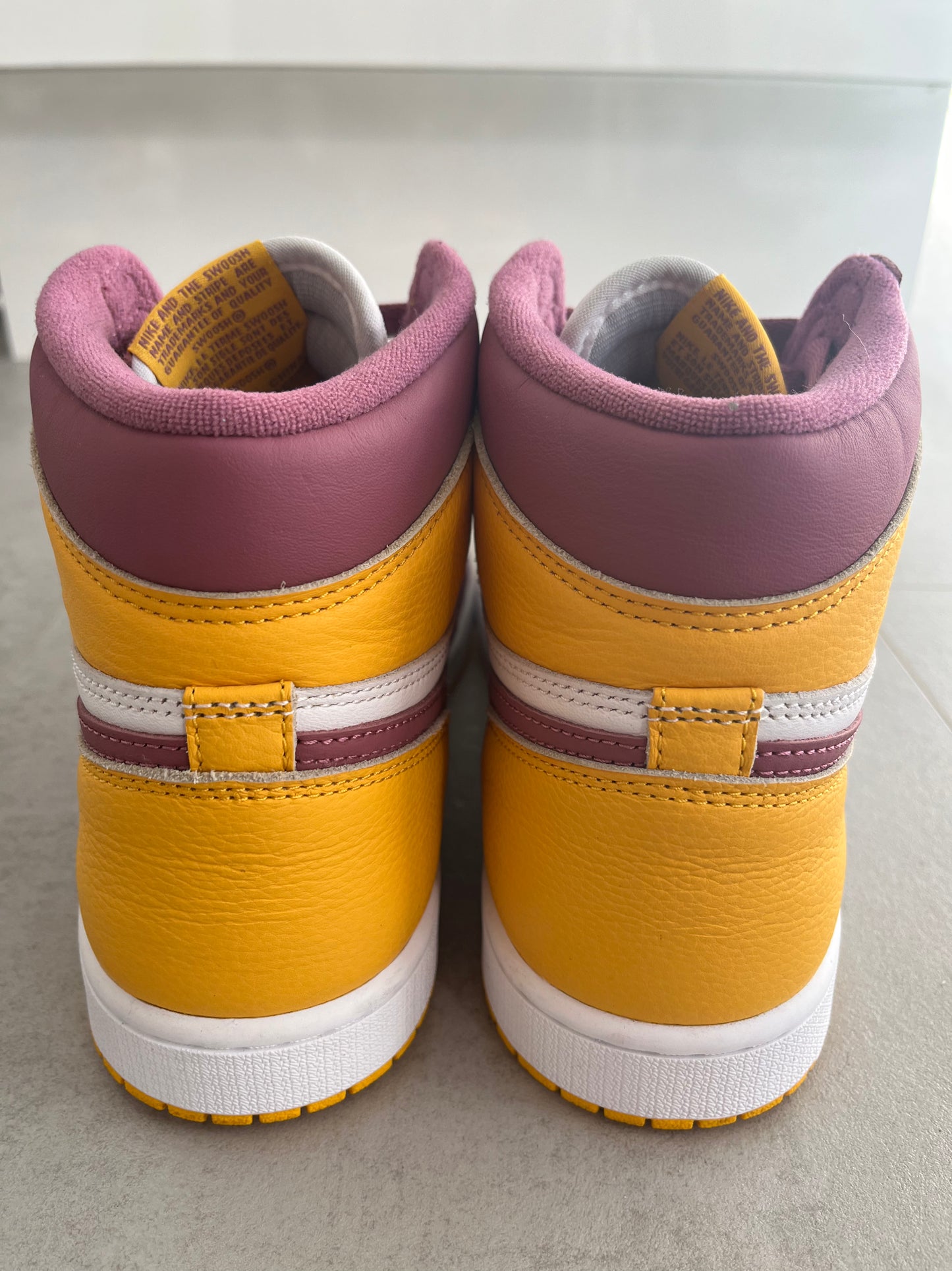 UK 8 - Jordan 1 Retro High OG Brotherhood