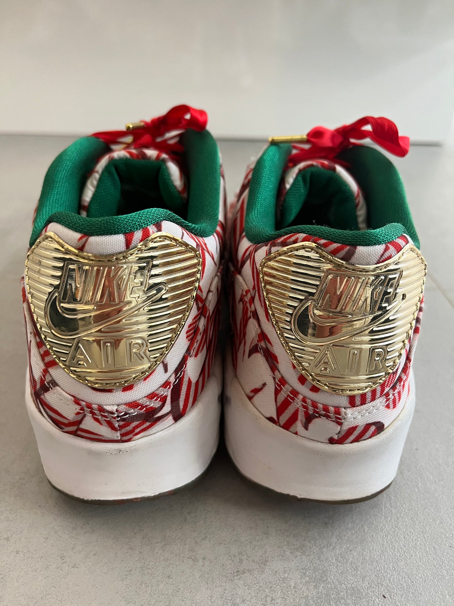 Nike Air Max 90 Candy Cane Christmas (2015) (Women's)