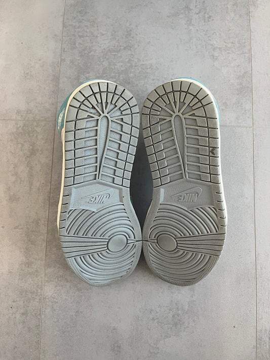 UK 8 - Jordan 1 Retro High Turbo Green