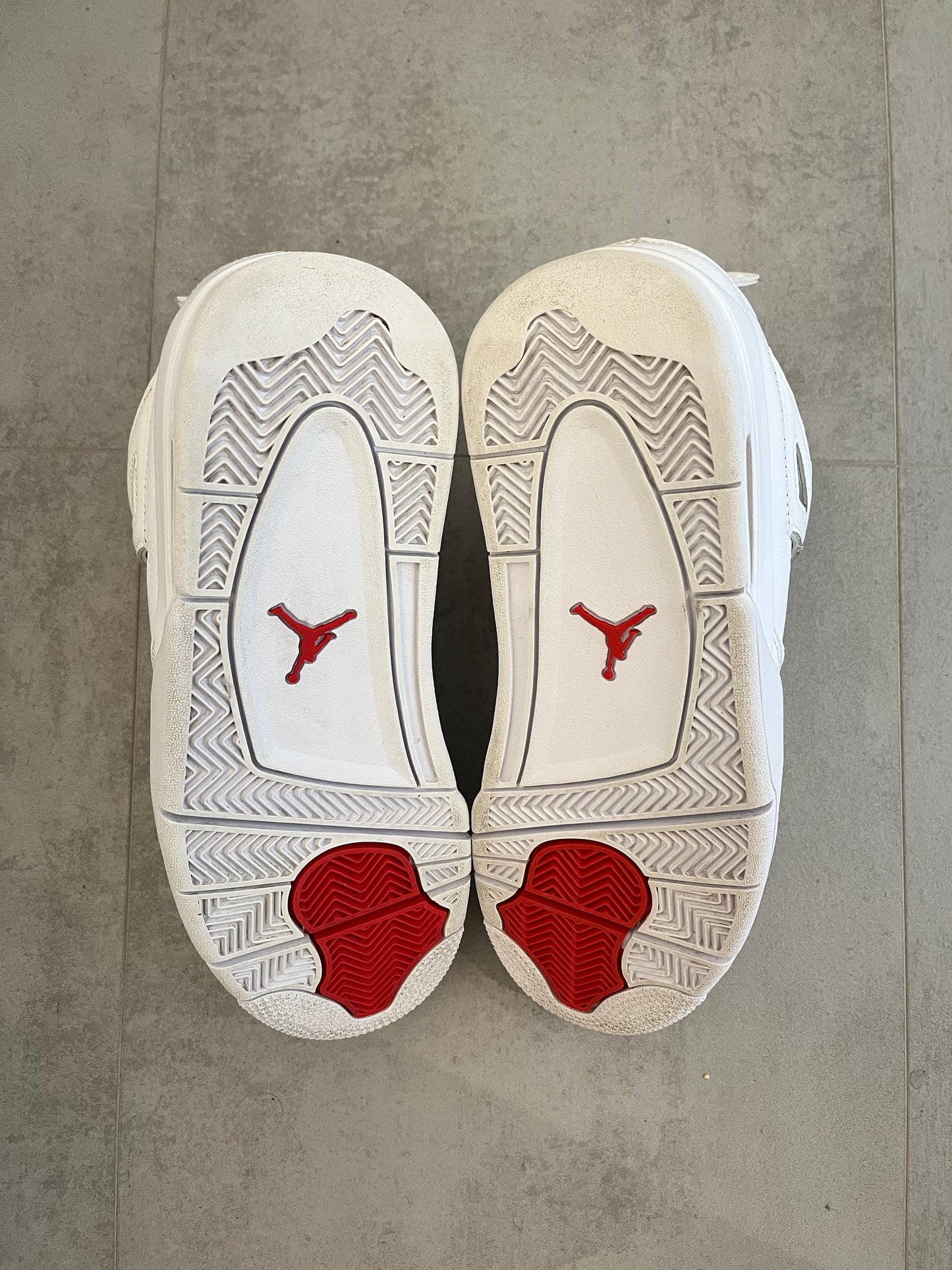 UK 7.5 - Air Jordan 4 Retro "Metallic Red"