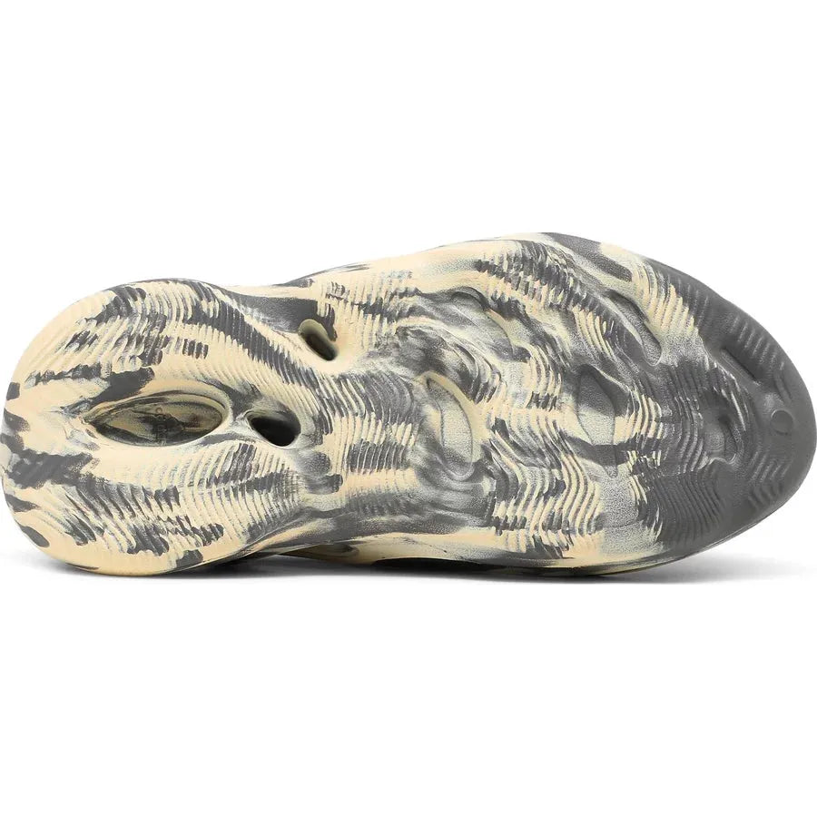 Adidas Yeezy Foam RNR MXT Moon Gray