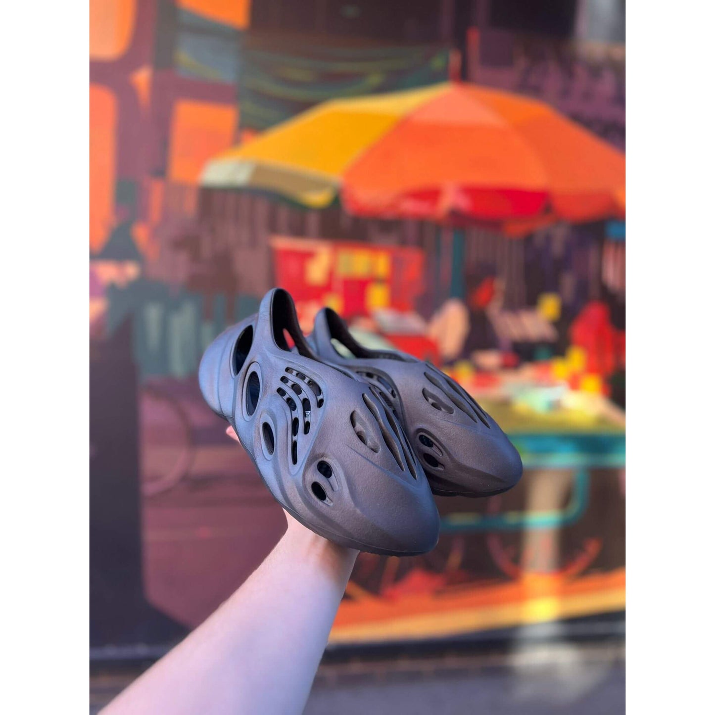 adidas Yeezy Foam RNR Carbon