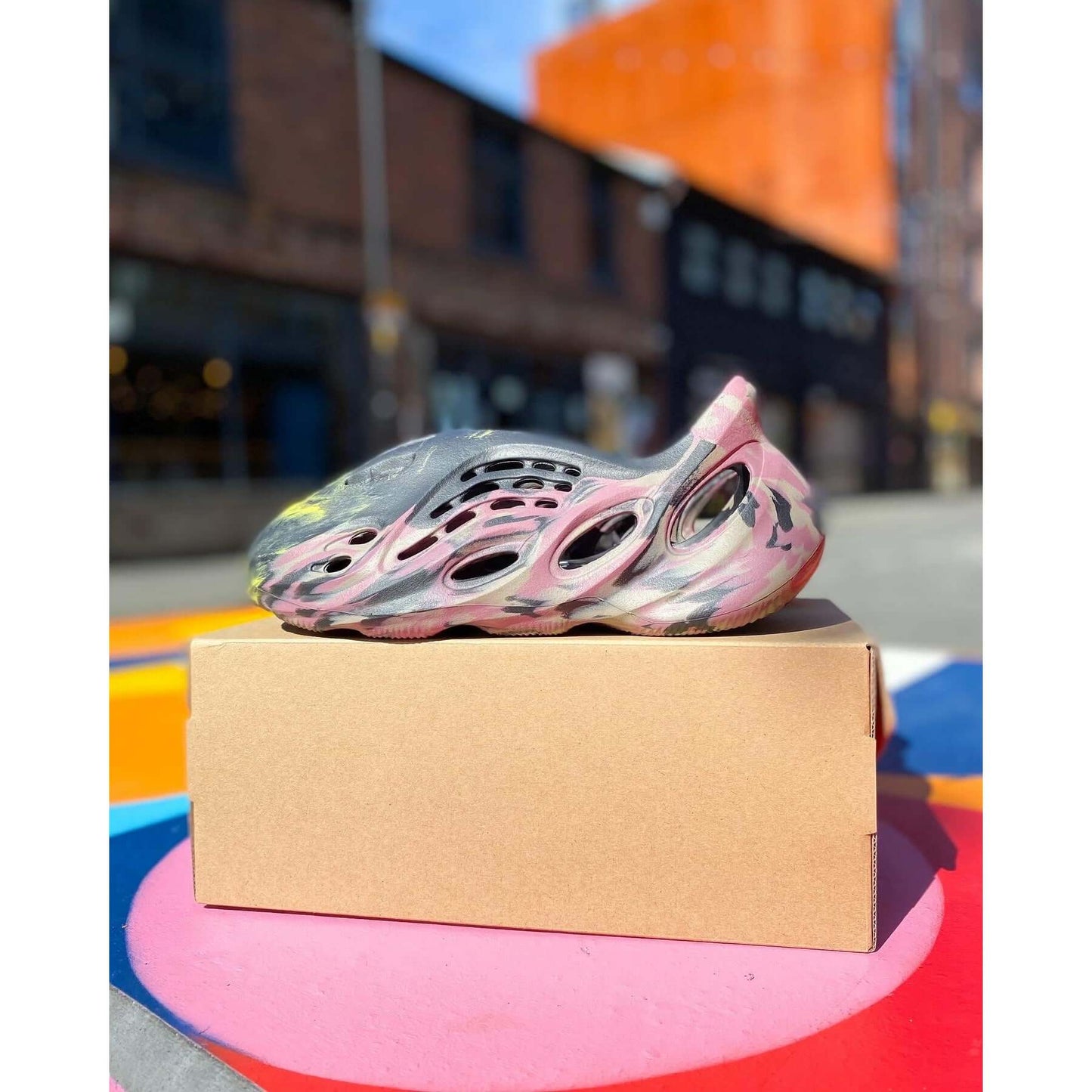 adidas Yeezy Foam RNR MX Carbon