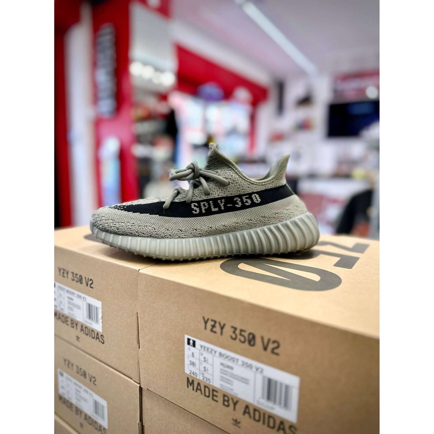 adidas Yeezy Boost 350 V2 Granite