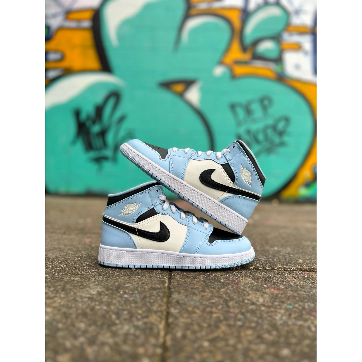 Jordan 1 Mid Ice Blue (GS)