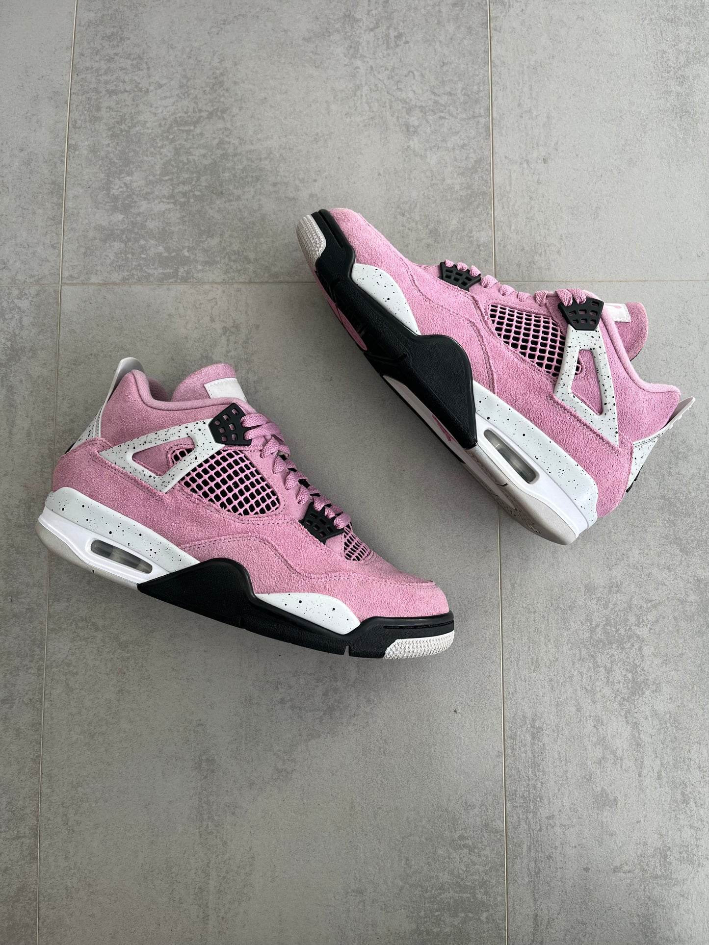 UK 7.5 - Jordan 4 Retro Orchid