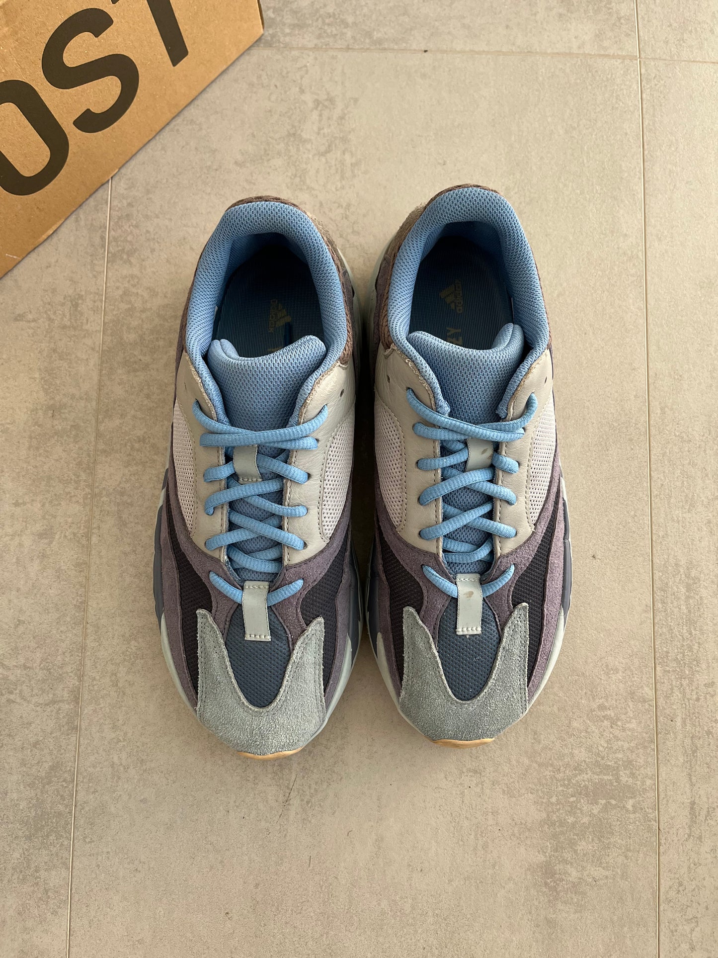 UK 8.5 - adidas Yeezy Boost 700 Carbon Blue