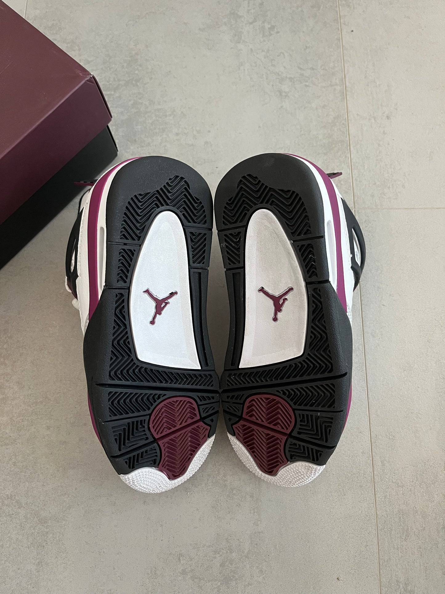 UK 3.5 - Jordan 4 Retro PSG Paris Saint-Germain (GS)