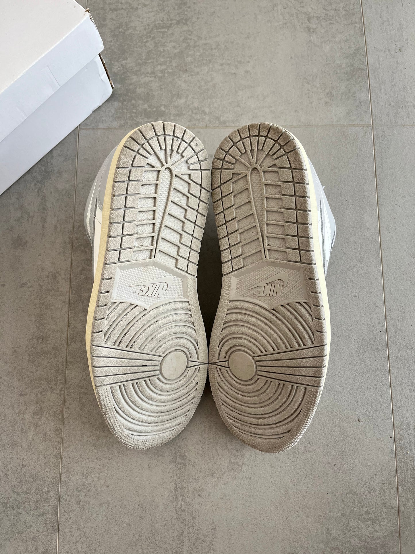 UK 8 - Jordan 1 Low Coconut Milk Neutral Grey (Women's)