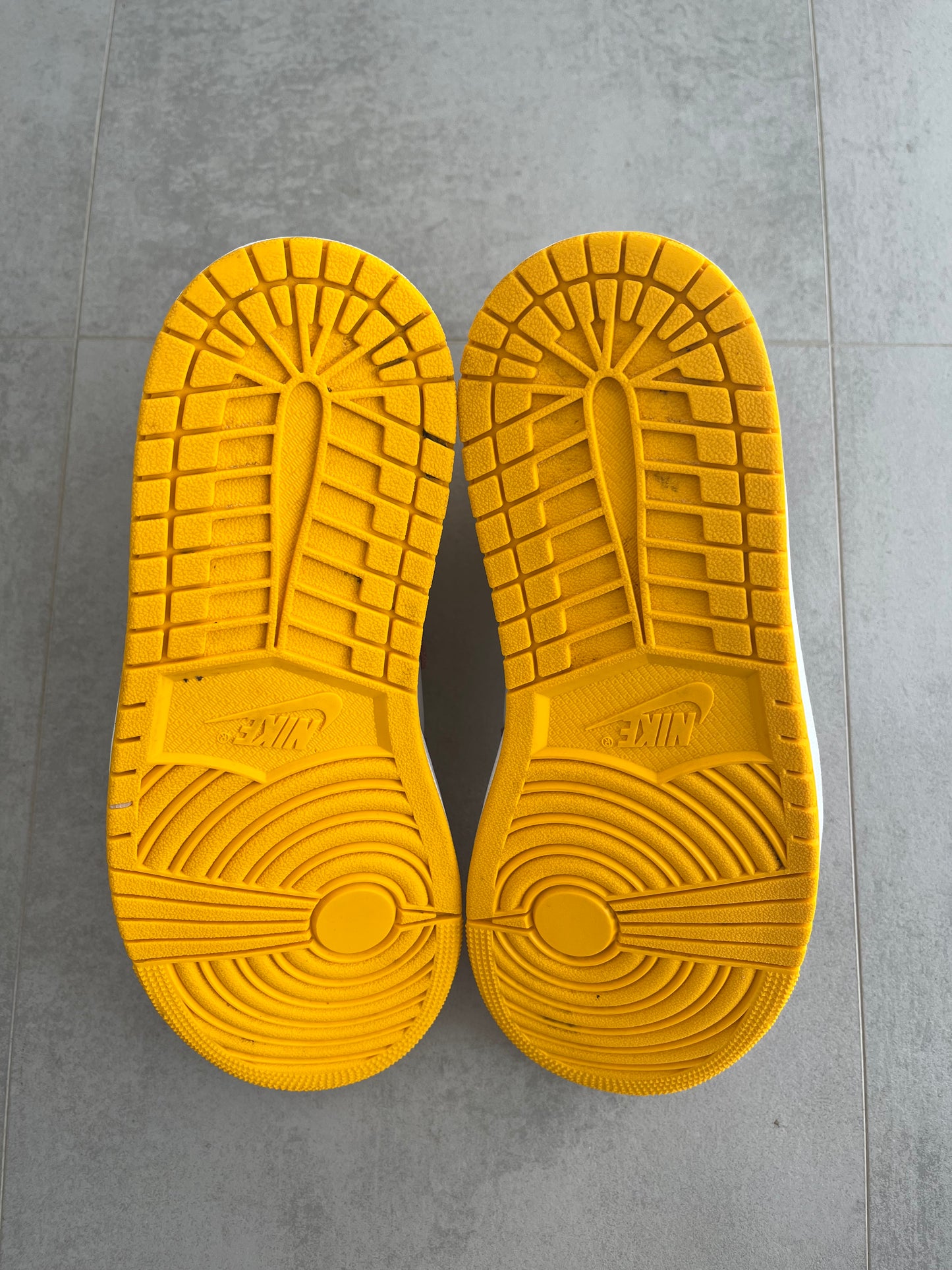 UK 8 - Jordan 1 Retro High OG Brotherhood