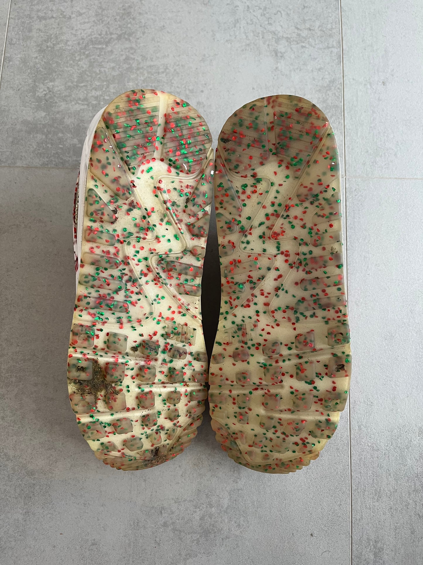 Nike Air Max 90 Candy Cane Christmas (2015) (Women's)