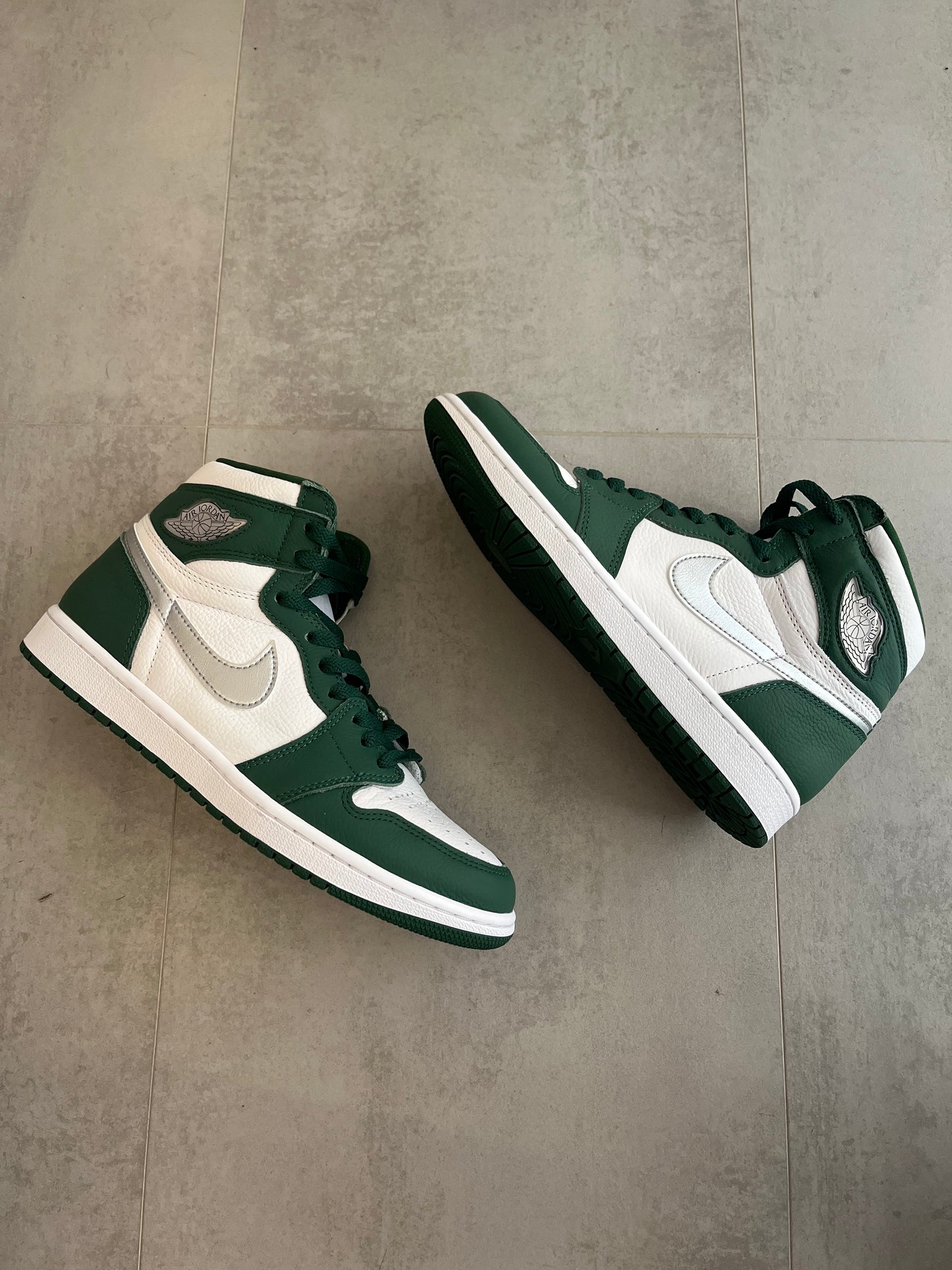 UK 8 - Jordan 1 Retro High OG Gorge Green