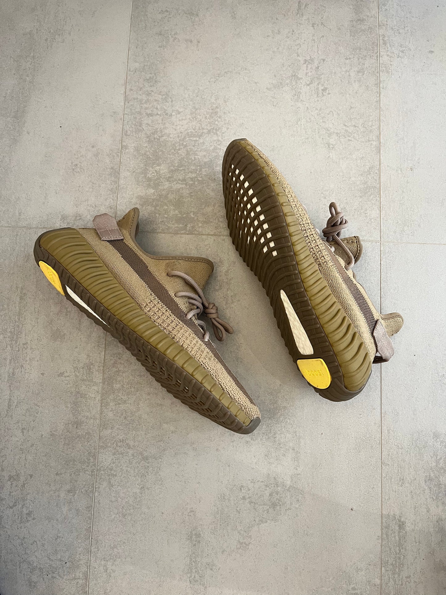 UK 9.5 - Adidas Yeezy Boost 350 V2 Earth