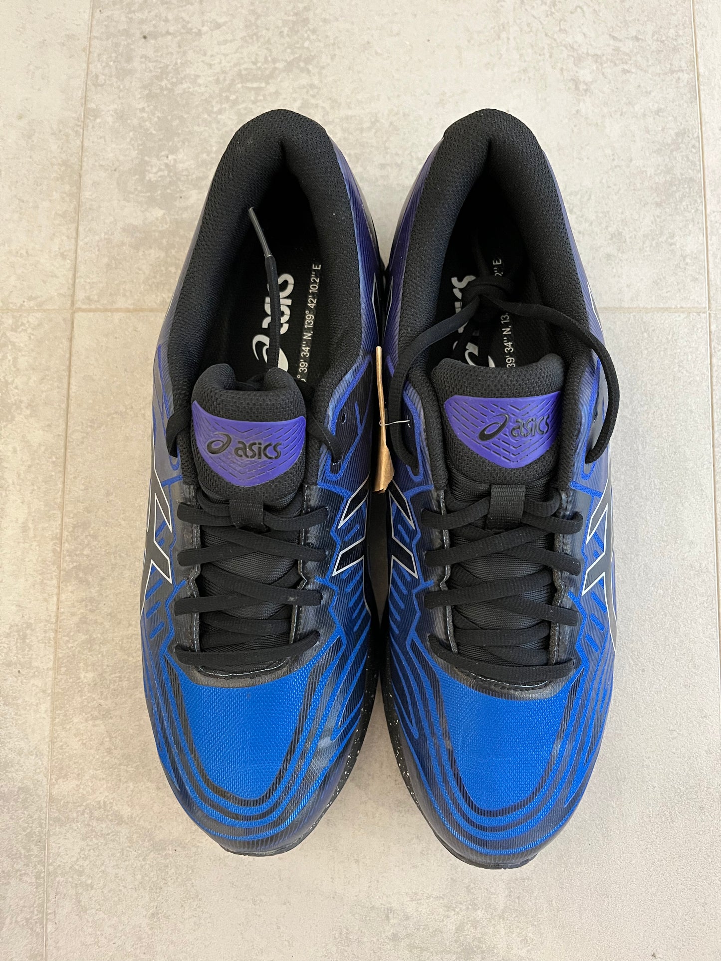 UK 10 - Asics Gel Quantum