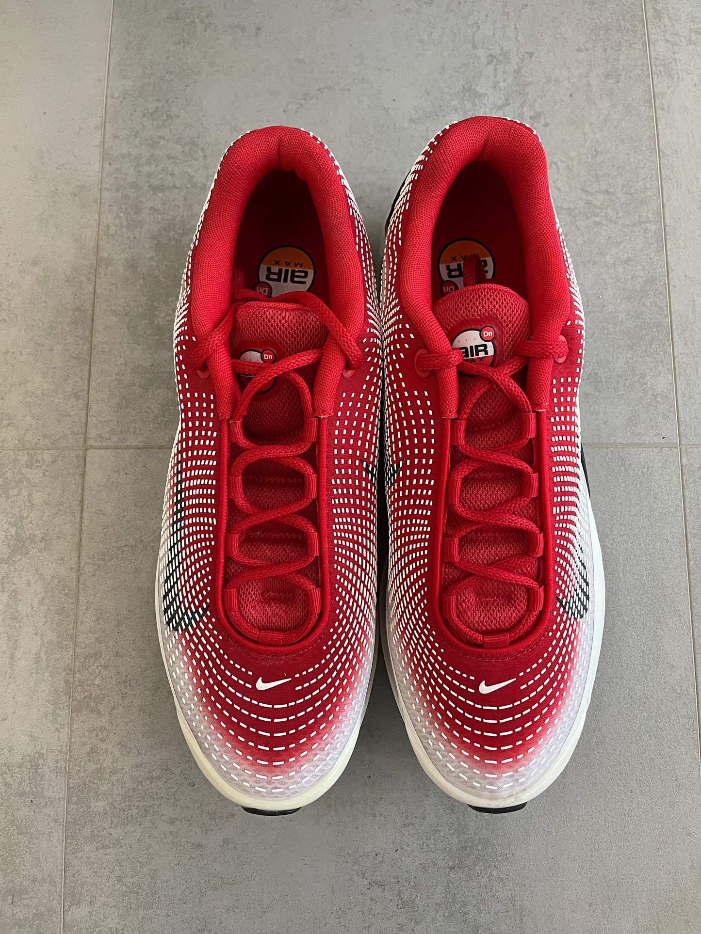 UK 11 - Nike Air Max DN SE 'University Red'