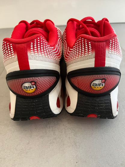 UK 11 - Nike Air Max DN SE 'University Red'