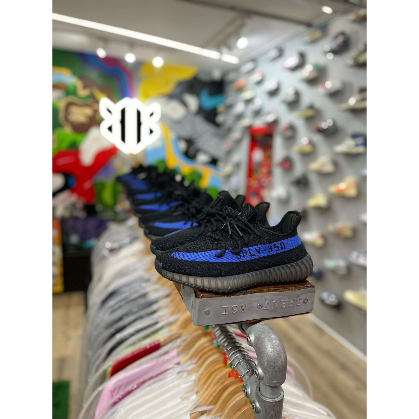 Adidas Yeezy Boost 350 V2 Dazzling Blue