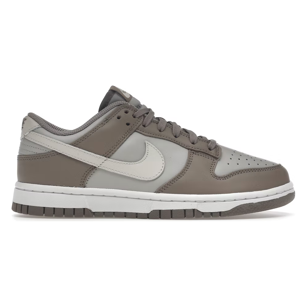 Nike Dunk Low Bone Beige (W)