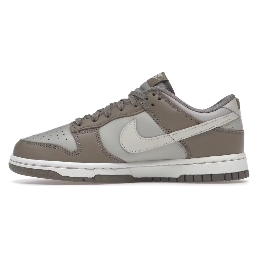 Nike Dunk Low Bone Beige (W)