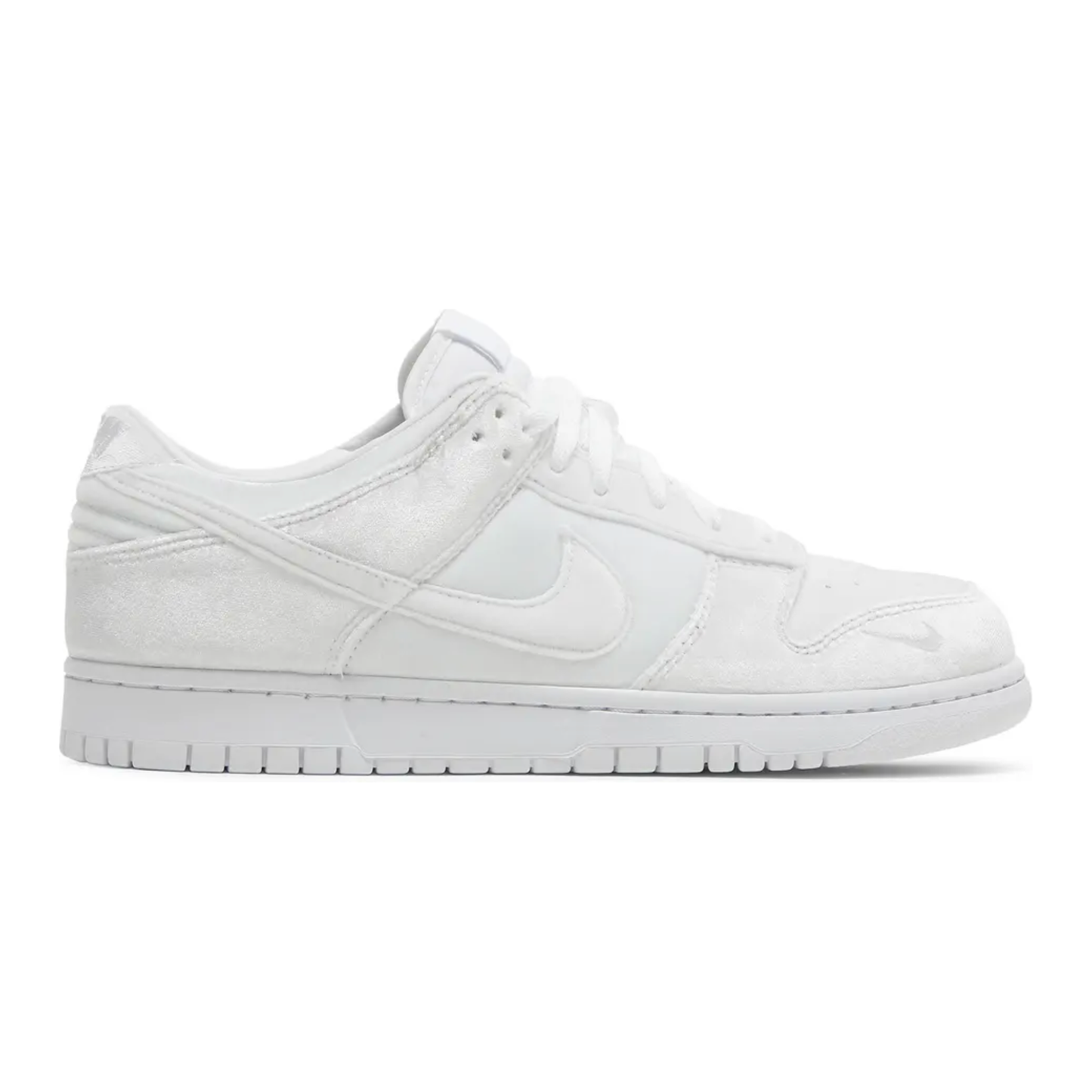 Nike Dunk Low Dover Street Market Triple White Velvet