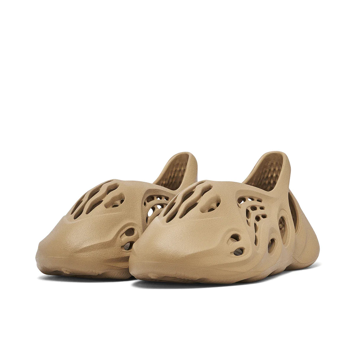 Yeezy Foam RNNR Clay Taupe