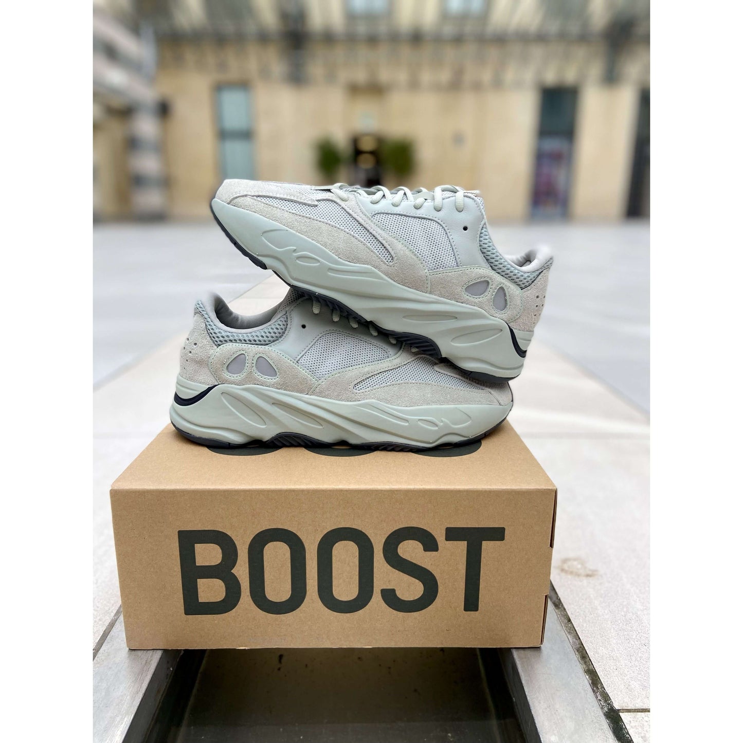Adidas Yeezy Boost 700 Salt