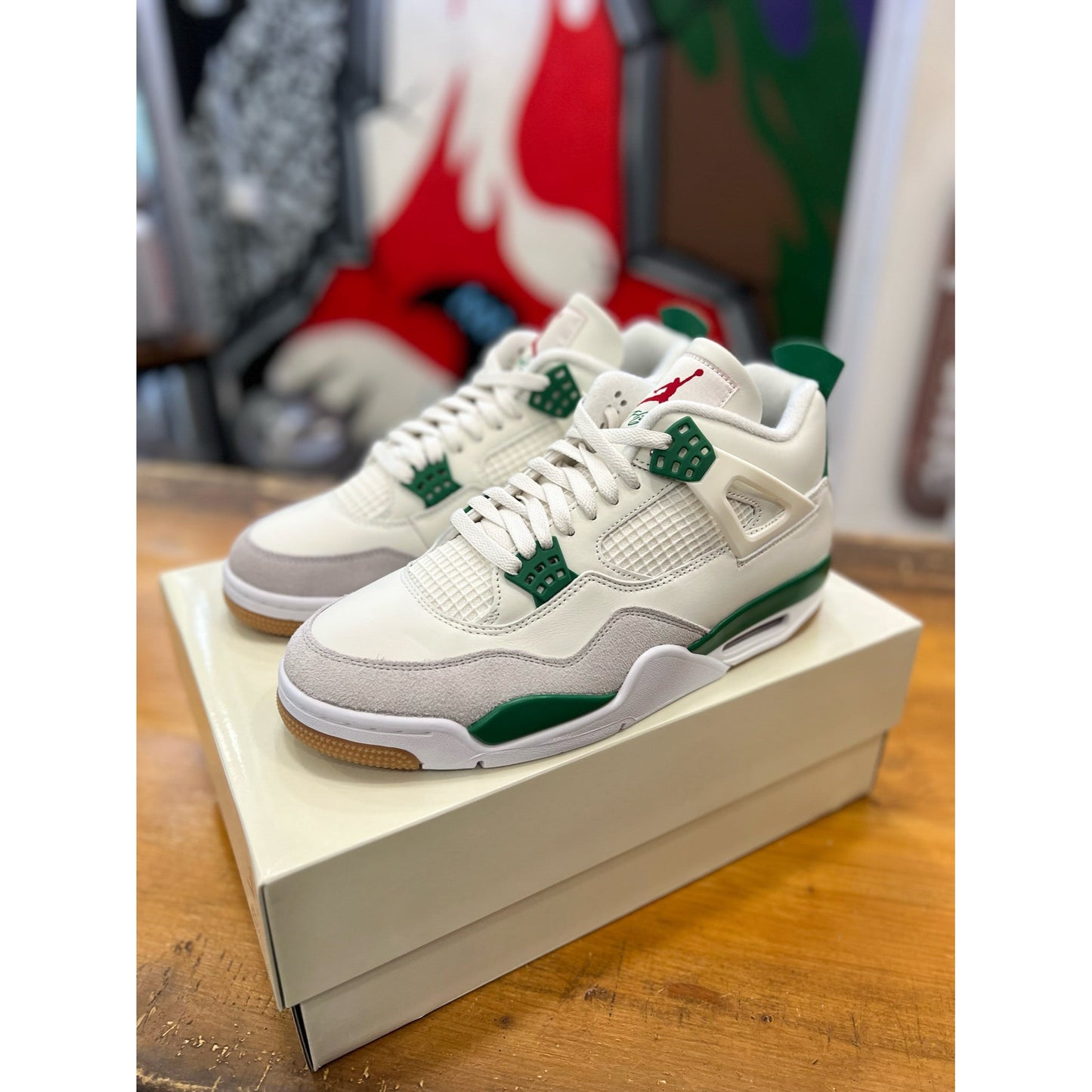 Jordan 4 Retro SB Pine Green